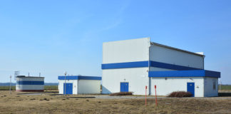 Kable zasilające, sterownicze i sygnalizacyjne w stacji uzdatniania wody Widok na stację uzdatniania wody Fot. A.Masłowski