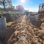 Przebudowa magistrali wodociągowej z rur stalowych DN900 na PE dn800 w Kołobrzegu – wykop otwarty