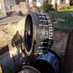 Zastosowano łącznik MGR-F DN1400 PN16 wraz z tuleją wzmacniającą